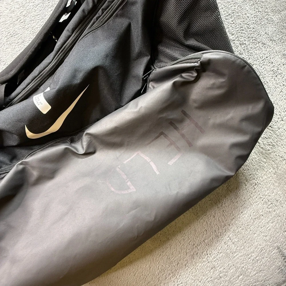 Nike Academy Team Duffle Bag Basketball Gym Lifting Gear Black bag CU8090-010
